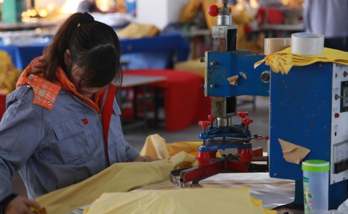 イエロー レインコート オーバーオール フード ハイ・ヴィス レインウェア 重量ポンチョ 9